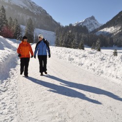 Bad Hindelang Tourismus_Wolfgang B. Kleiner_WinterwandernHinterstein_5948.JPG